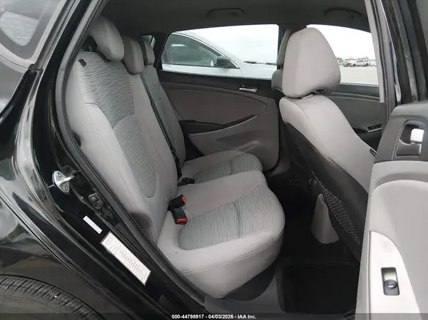 KMHCT5AE4GU269810 2016 HYUNDAI ACCENT - Image 8