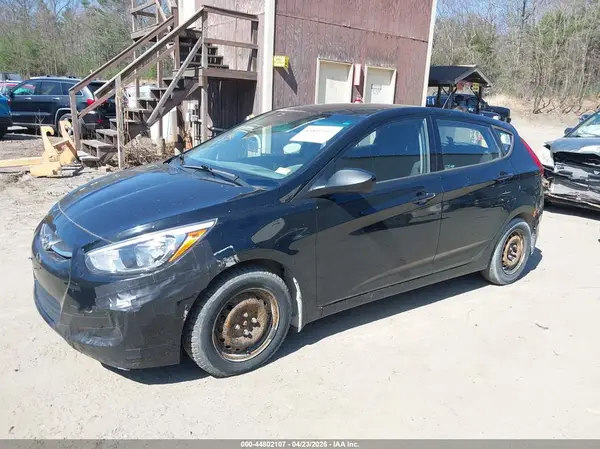 KMHCT5AE4GU273744 2016 HYUNDAI ACCENT - Image 2