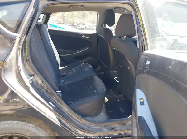 KMHCT5AE4GU273744 2016 HYUNDAI ACCENT - Image 8