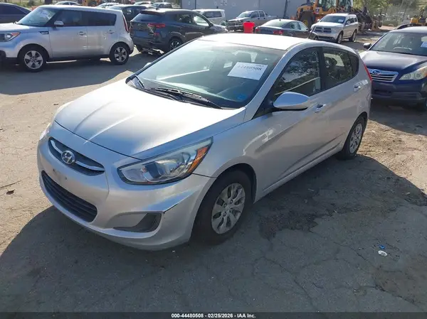 KMHCT5AE4GU274862 2016 HYUNDAI ACCENT - Image 2
