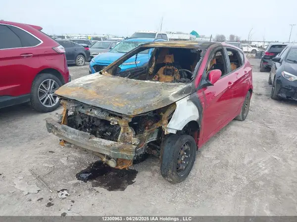 KMHCT5AE4GU282511 2016 HYUNDAI ACCENT - Image 2