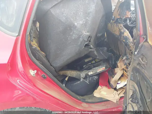 KMHCT5AE4GU282511 2016 HYUNDAI ACCENT - Image 8