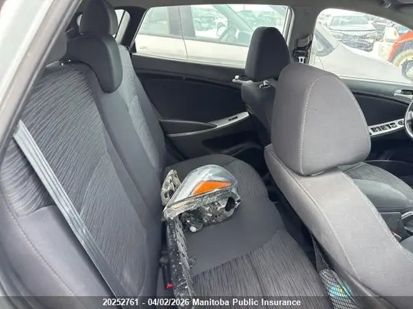 KMHCT5AE4GU282847 2016 HYUNDAI ACCENT - Image 8