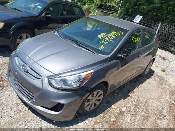 KMHCT5AE4HU311488 2017 HYUNDAI ACCENT - Image 2