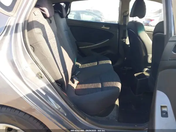 KMHCT5AE4HU311510 2017 HYUNDAI ACCENT - Image 8