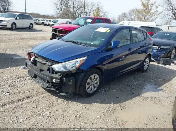 KMHCT5AE4HU311930 2017 HYUNDAI ACCENT - Image 2