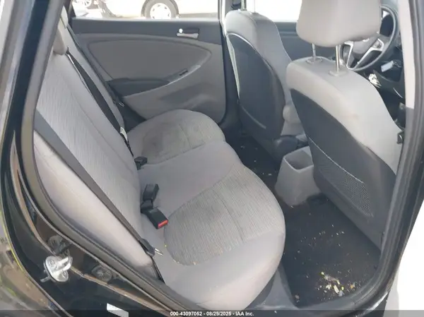 KMHCT5AE4HU319574 2017 HYUNDAI ACCENT - Image 8
