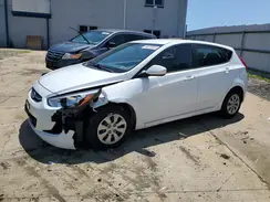 KMHCT5AE4HU322975 2017 HYUNDAI ACCENT