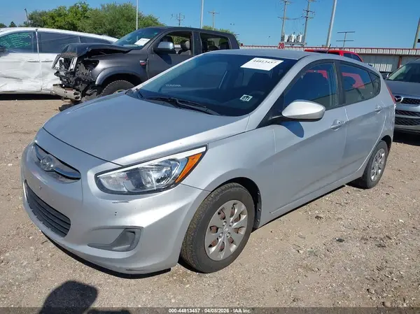 KMHCT5AE4HU326427 2017 HYUNDAI ACCENT - Image 2