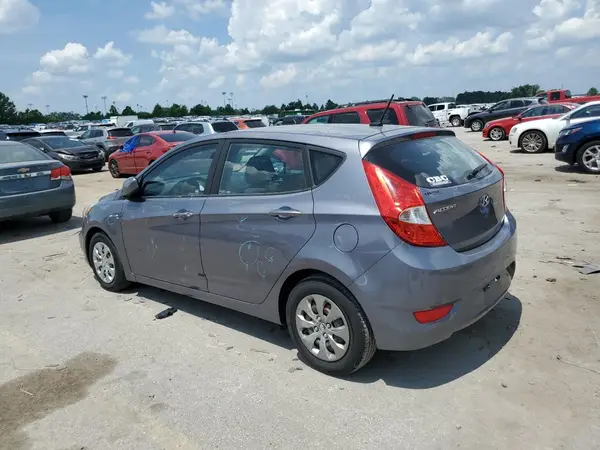 KMHCT5AE4HU338769 2017 HYUNDAI ACCENT - Image 2