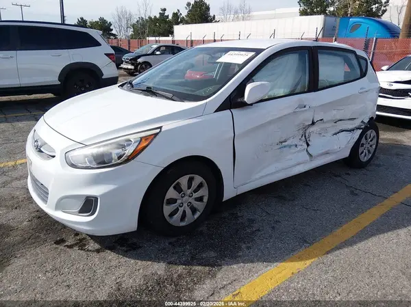 KMHCT5AE4HU343034 2017 HYUNDAI ACCENT - Image 2