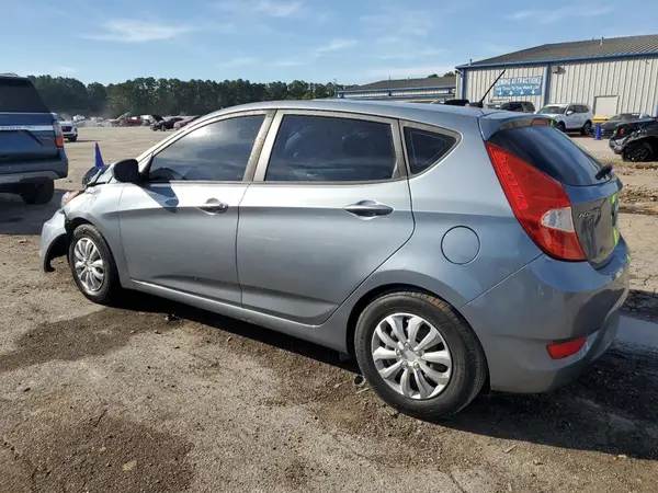 KMHCT5AE4HU355653 2017 HYUNDAI ACCENT - Image 2
