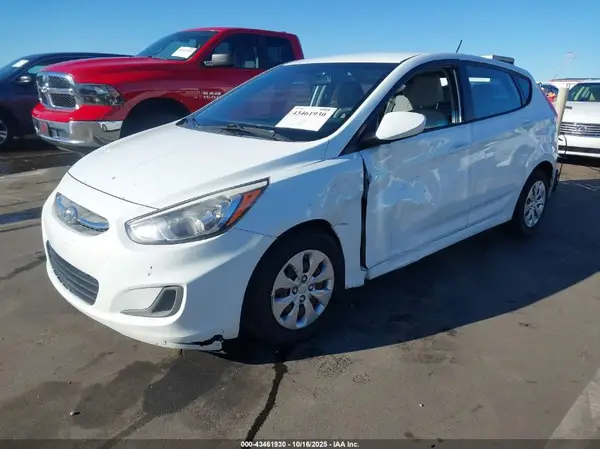 KMHCT5AE5GU258931 2016 HYUNDAI ACCENT - Image 2
