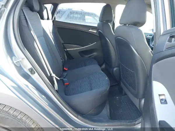 KMHCT5AE5GU261845 2016 HYUNDAI ACCENT - Image 8
