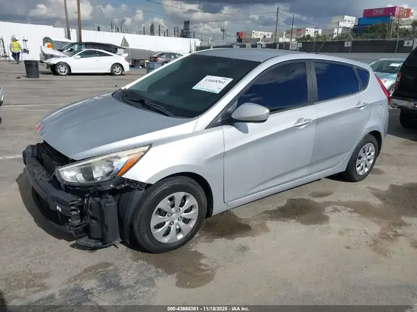 KMHCT5AE5GU263174 2016 HYUNDAI ACCENT - Image 2