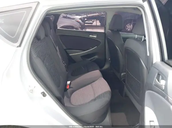 KMHCT5AE5GU263174 2016 HYUNDAI ACCENT - Image 8