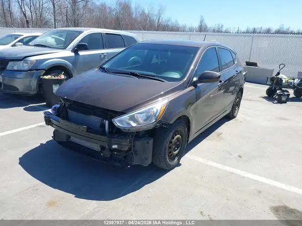 KMHCT5AE5GU275941 2016 HYUNDAI ACCENT - Image 2