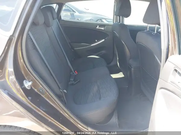 KMHCT5AE5GU275941 2016 HYUNDAI ACCENT - Image 8