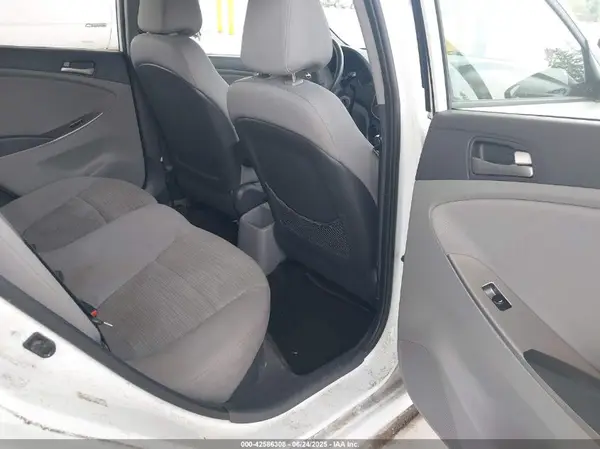 KMHCT5AE5GU277091 2016 HYUNDAI ACCENT - Image 8