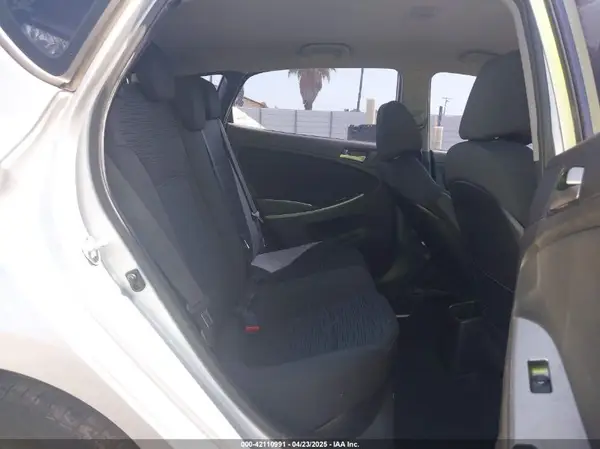 KMHCT5AE5GU279763 2016 HYUNDAI ACCENT - Image 8