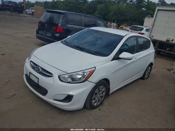 KMHCT5AE5GU290021 2016 HYUNDAI ACCENT - Image 2