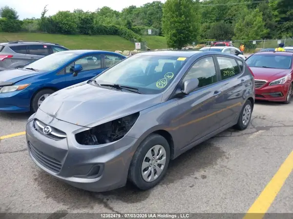 KMHCT5AE5GU293372 2016 HYUNDAI ACCENT - Image 2