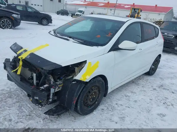 KMHCT5AE5GU296420 2016 HYUNDAI ACCENT - Image 2