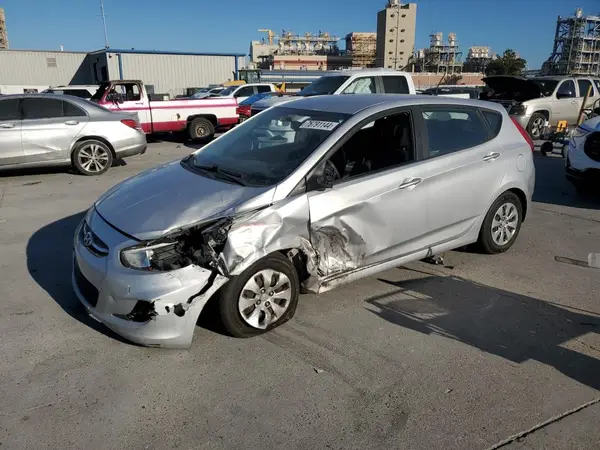KMHCT5AE5HU310415 2017 HYUNDAI ACCENT - Image 1