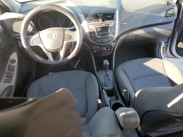 KMHCT5AE5HU310415 2017 HYUNDAI ACCENT - Image 8
