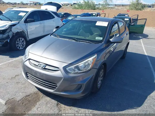 KMHCT5AE5HU311211 2017 HYUNDAI ACCENT - Image 2