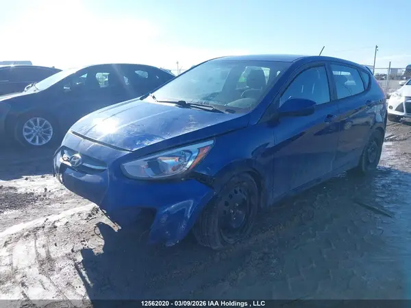 KMHCT5AE5HU311841 2017 HYUNDAI ACCENT - Image 2