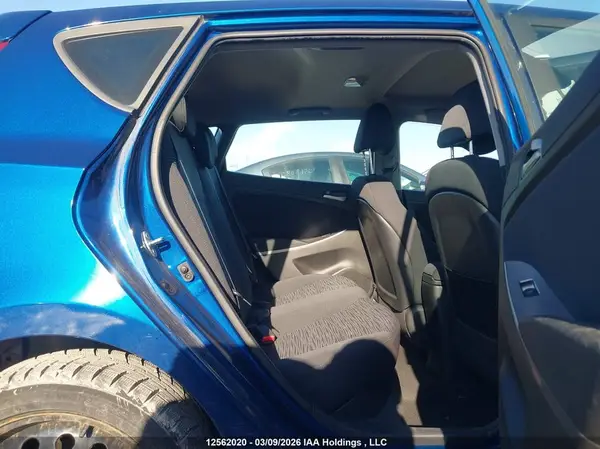 KMHCT5AE5HU311841 2017 HYUNDAI ACCENT - Image 8