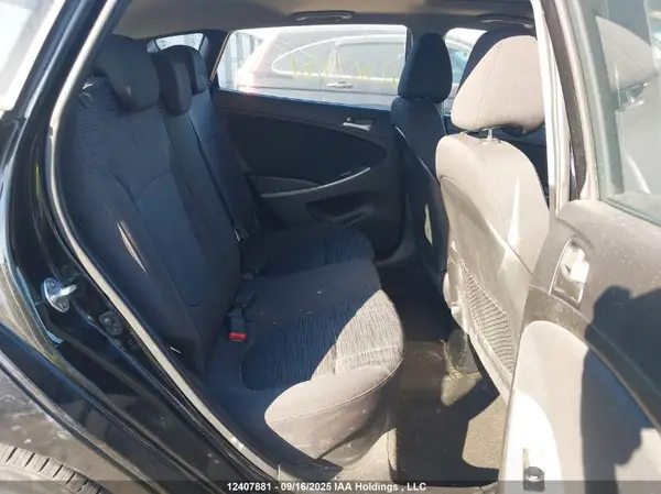 KMHCT5AE5HU313668 2017 HYUNDAI ACCENT - Image 8