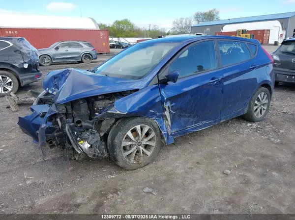 KMHCT5AE5HU317994 2017 HYUNDAI ACCENT - Image 2