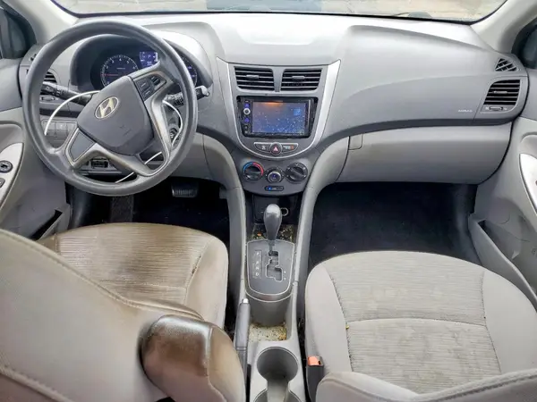 KMHCT5AE5HU325576 2017 HYUNDAI ACCENT - Image 8