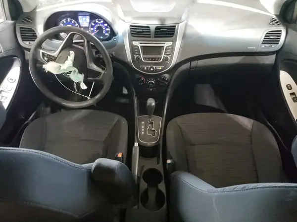 KMHCT5AE5HU326548 2017 HYUNDAI ACCENT - Image 8
