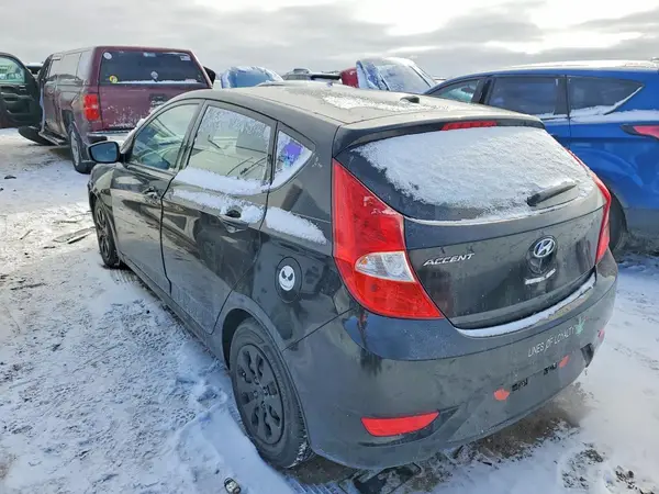 KMHCT5AE5HU326629 2017 HYUNDAI ACCENT - Image 2