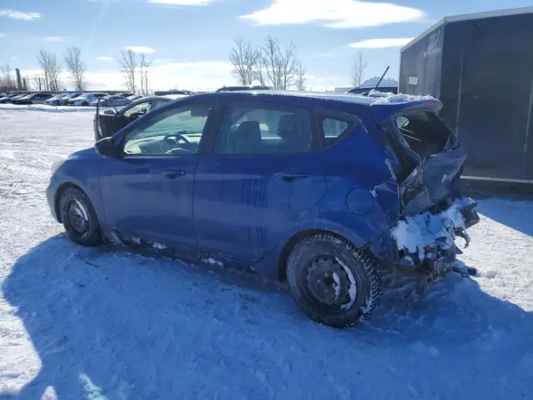KMHCT5AE5HU335928 2017 HYUNDAI ACCENT - Image 2