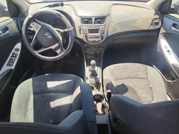 KMHCT5AE5HU336111 2017 HYUNDAI ACCENT - Image 8