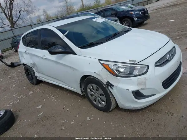 KMHCT5AE5HU336691 2017 HYUNDAI ACCENT - Image 1