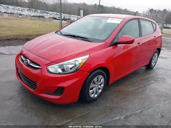 KMHCT5AE5HU338344 2017 HYUNDAI ACCENT - Image 2