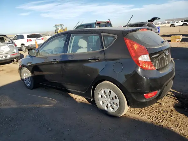 KMHCT5AE5HU341986 2017 HYUNDAI ACCENT - Image 2