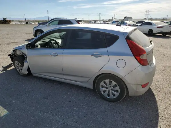 KMHCT5AE5HU343687 2017 HYUNDAI ACCENT - Image 2