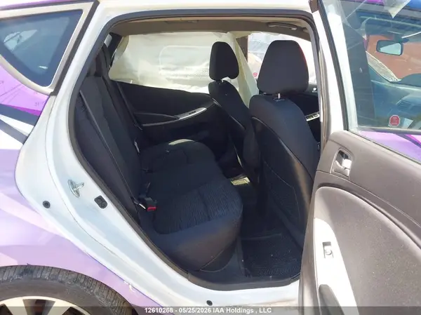 KMHCT5AE5HU351241 2017 HYUNDAI ACCENT - Image 8