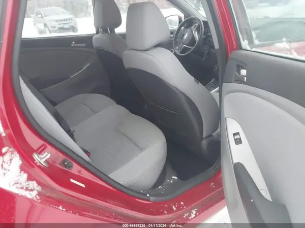 KMHCT5AE5HU351482 2017 HYUNDAI ACCENT - Image 8