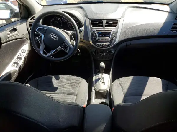 KMHCT5AE5HU351546 2017 HYUNDAI ACCENT - Image 8
