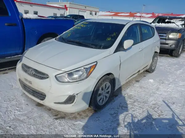 KMHCT5AE5HU360263 2017 HYUNDAI ACCENT - Image 2
