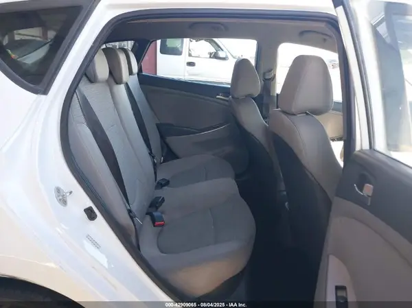KMHCT5AE6GU247128 2016 HYUNDAI ACCENT - Image 8