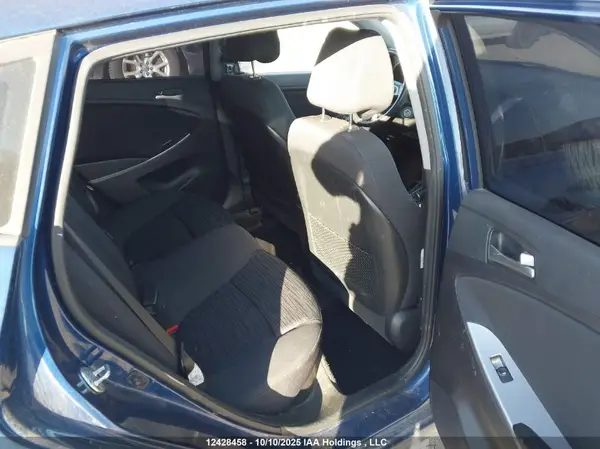 KMHCT5AE6GU247713 2016 HYUNDAI ACCENT - Image 8