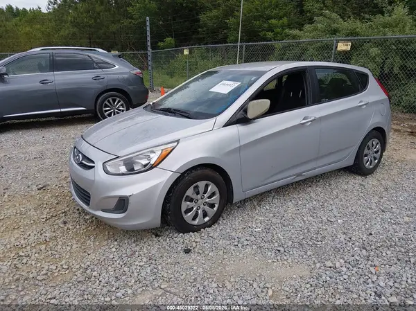 KMHCT5AE6GU247985 2016 HYUNDAI ACCENT - Image 2